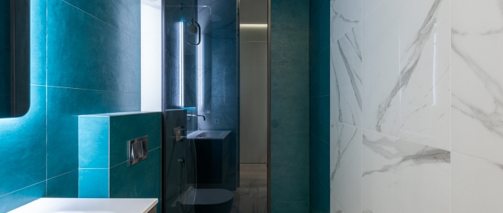 Cómo hacer de tu baño pequeño de verano un baño funcional y divertido
