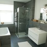 como colocar un plato de ducha paso a paso