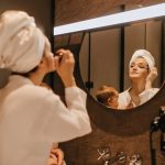 Lámparas para espejos de baño, ¿cuáles elegir?