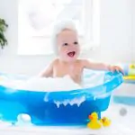 Tips imprescindibles para el baño del bebé