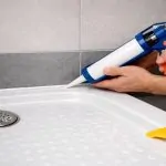 como sellar con silicona un plato de ducha