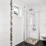 ¿Cuánto cuesta cambiar bañera por plato de ducha?