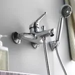 Para tu ducha: ¿es mejor un grifo monomando o binomando?